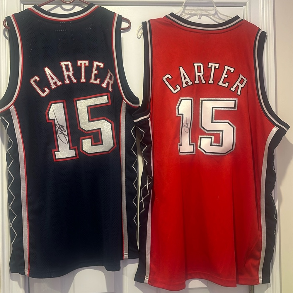 Vince Carter Autographed Men’s Jerseys
